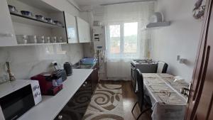 ELIZAs HOUSE