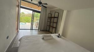 Luxura Jungle Villas 2-3 Bedrooms Jungle View, Santa Teresa