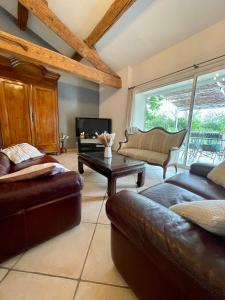 Maisons de vacances Authentique Mas provencal entre mer et Camargue : photos des chambres