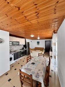 Open balcony apartment