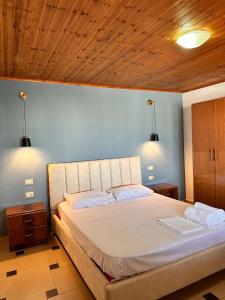 Open balcony apartment