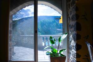 Maisons de vacances Charmante maison de vacances a La Roche-sur-le-Buis avec piscine : photos des chambres