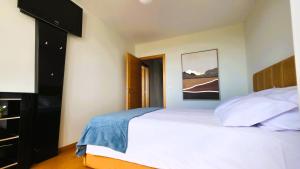 Amorosa Beach Apartment Sea View