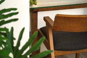 Lux Condo, Bay View, Mall Access