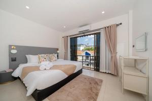 Wink Patong Beach 4beds sleep 8