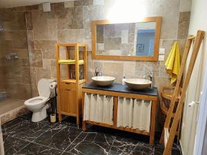 Maisons d'hotes La Perchonniere : photos des chambres