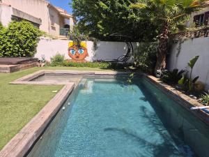 Grande maison près du centre