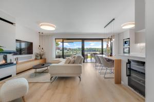 Lakeside Luxury Villa at Penati Golf Resort