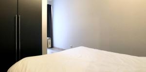 Rigas une chambre entièrement meublée