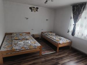 Casa de Piatră - Colț de Rai