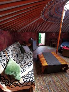 Tentes de luxe Yourte Namaste Homestay : photos des chambres