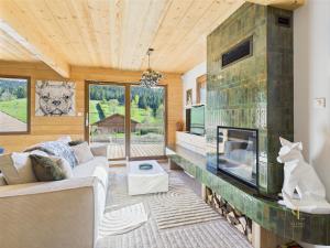 Chalet METCY 12 pers, Jacuzzi, 8km Gerardmer