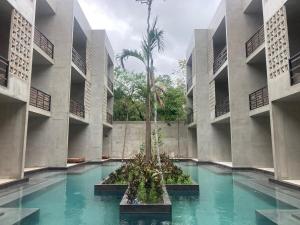 Tulum swim up pool condo