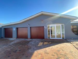 Goodwood Luxe Guesthouse !