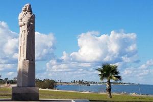 Waterfront Cabin Gator Den