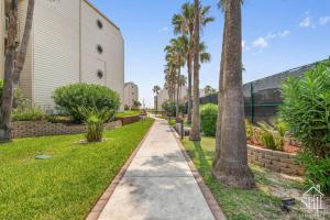 Bahia Mar 160 Sun and Sand Escape