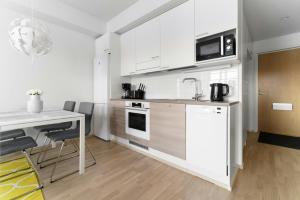 Central Apartment for 4