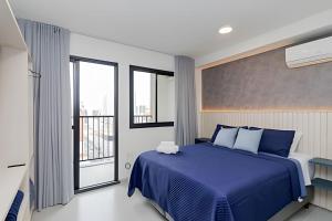 Apartamentos para 3 pessoas com cama Queen - Piscina e Academia no Centro de Curitiba