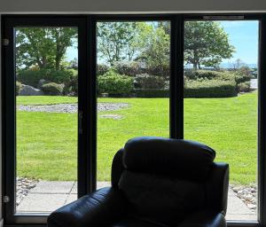 Seaside Garden Sanctuary Apartment