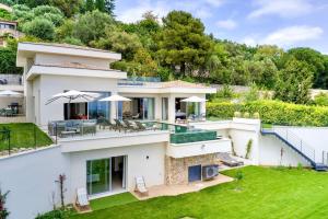 Villas Villa Prestige et Vue Mer : photos des chambres
