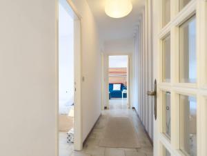 CENTRO, WIFI, CLIMA a DUE PASSI DAL MARE