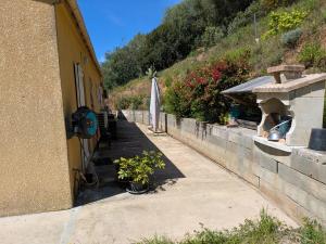 Maisons de vacances Maison calme a Bastelicaccia a 15 minutes de la plage : photos des chambres