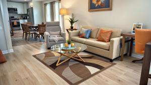 Hollywood Homes Free parking close tothings LA