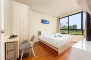 LAGO APARTMENTS BY TROPICLOOK