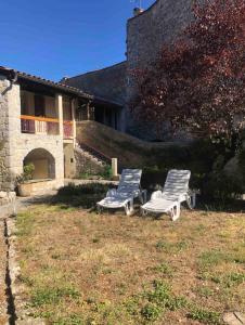 Maisons de vacances MAS DUMAS - Maison de village en pierre avec jardin prive : photos des chambres