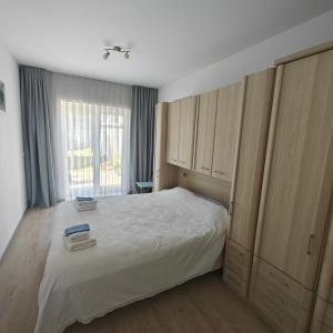 Cosy 2 bedroom apartment with private garden