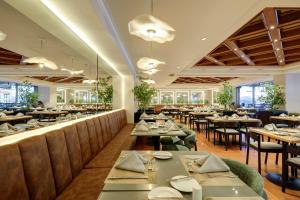 Plaza El Bosque Ebro