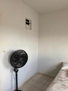 Kitnet com cozinha e ventilador - 2 andar