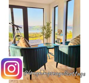 Laughing Seagull Cottage - Sea Views and Sauna