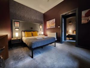 Frederick Douglass - Rooms In The City