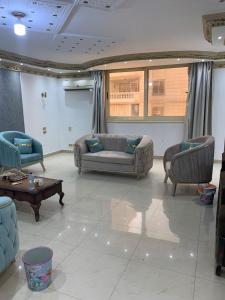 مدينه نصر عند مستشفى حسبو