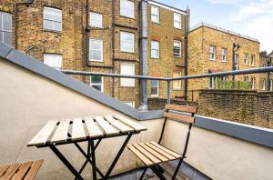 Stylish 2BR with Balcony in Islington - 4 people