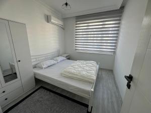 Central apartment suitable for large families, 20 minutes to the beach