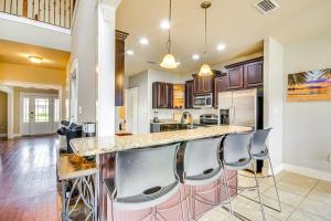 10 Mi to Gulfport Beaches Family Home with Patio