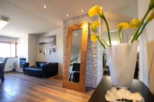 Window on the Sea Wi-Fi AC Parking