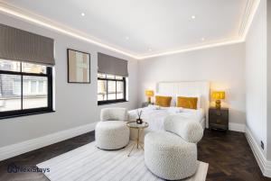 1 Min Walk to Harrods, Knightsbridge Penthouse