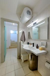 Agali 2 maizonette front of the sea