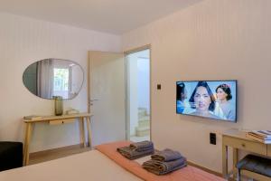 Agali 2 maizonette front of the sea