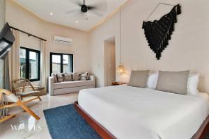 Prime 5th Ave Stay - 4BR with King Beds & City Views