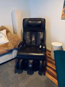 Southeast Portland Parkside Gem on Mount Tabor