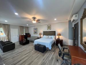 Las Lomas Apart Hotel