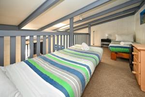 Beachfront 1BR and Loft Bliss Surf Cafe Escape