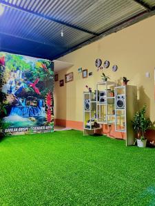 Habitación rústica y acogedora