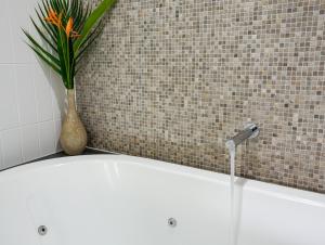 Temple 304 Modern Spacious Palm Cove Resort