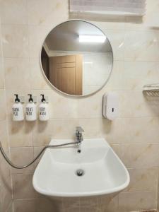 봉천역9분 Bongcheon Bliss Family trip friendship trip big two-room 8 people near station airport bus line 2 Bongcheon Station Seoul National University Station