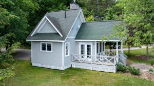 Port Cunnington Lodge